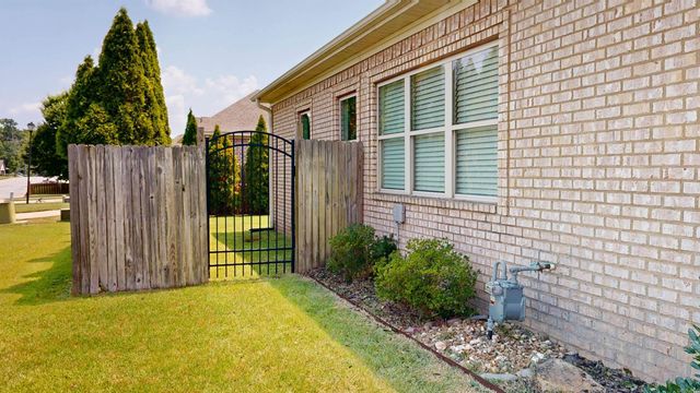 1 Kanis Creek Place, Little Rock, AR 72223