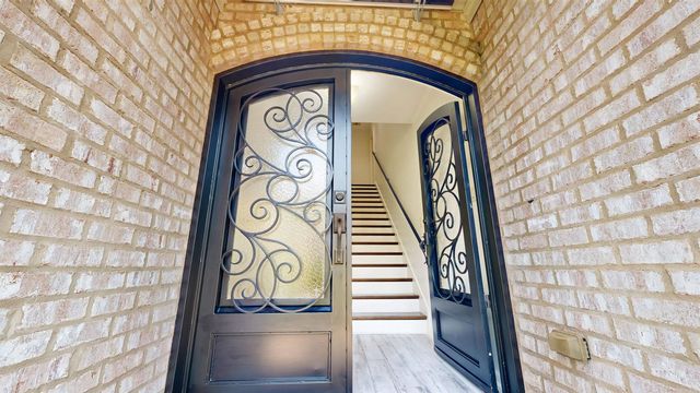1 Kanis Creek Place, Little Rock, AR 72223