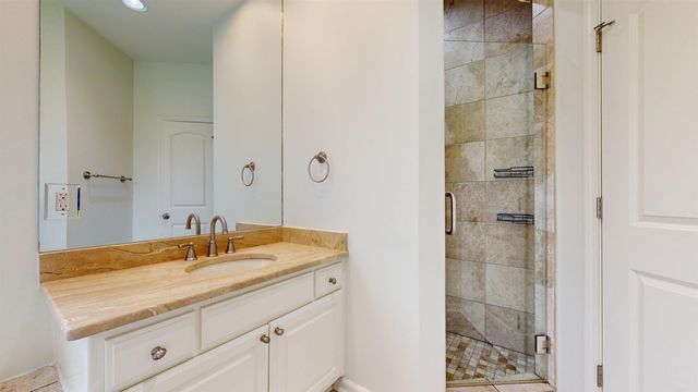 1 Kanis Creek Place, Little Rock, AR 72223