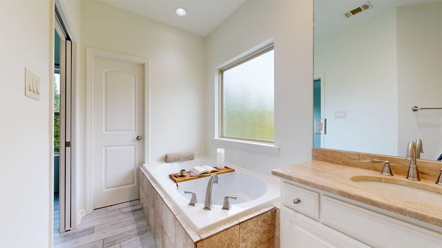 1 Kanis Creek Place, Little Rock, AR 72223