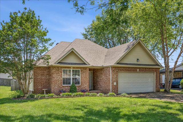 1317 Knoll Ln, Lebanon, TN 37087