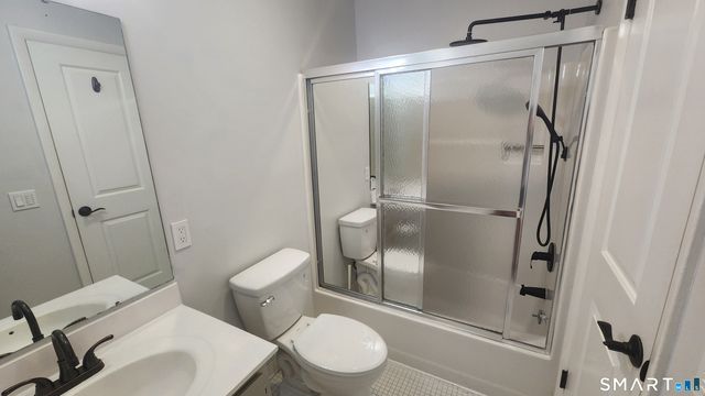 55 Peddlars Drive 55, Branford, CT 06405