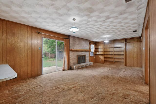 9229 Bentham Court, Dallas, TX 75227