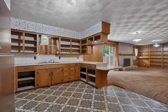 9229 Bentham Court, Dallas, TX 75227