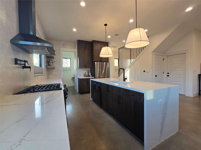 5301 Grover Ave, Austin, TX 78756