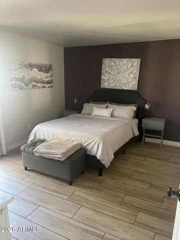 4930 N 42ND Way, Phoenix, AZ 85018