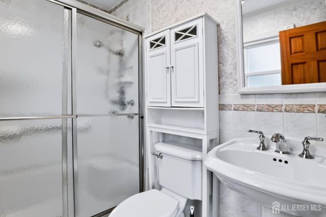 50 Morton Avenue, Monroe, NJ 08831