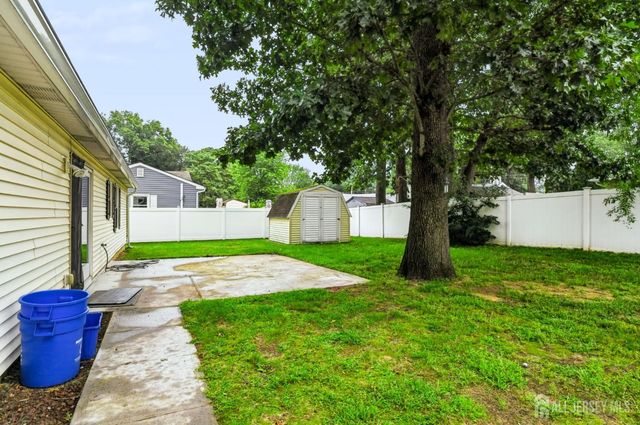 50 Morton Avenue, Monroe, NJ 08831
