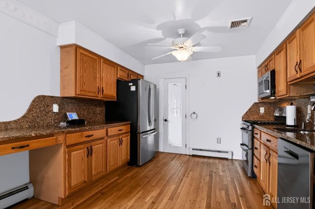 50 Morton Avenue, Monroe, NJ 08831