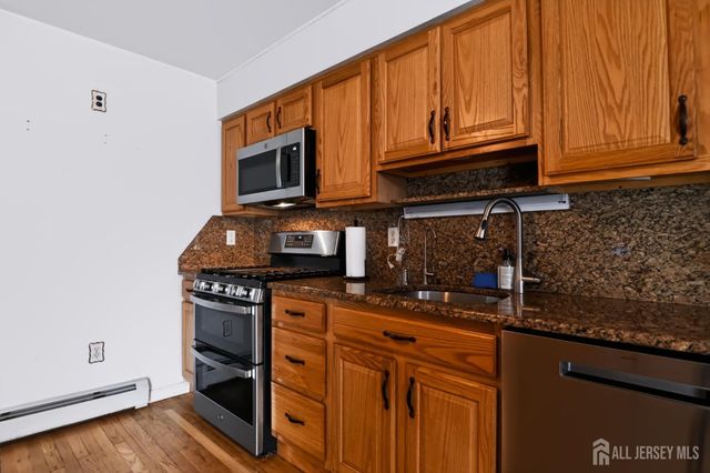 50 Morton Avenue, Monroe, NJ 08831