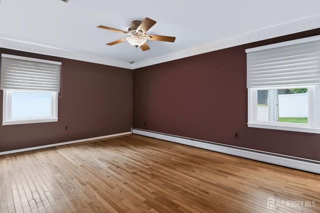 50 Morton Avenue, Monroe, NJ 08831