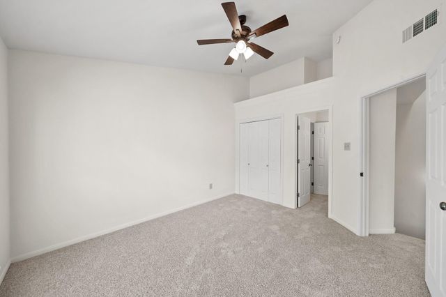 2211 S Kirkwood Road 17, Houston, TX 77077