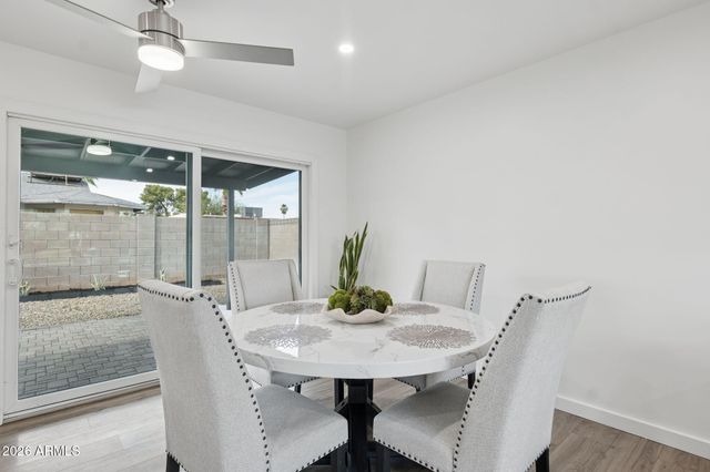 3822 E DAHLIA Drive, Phoenix, AZ 85032