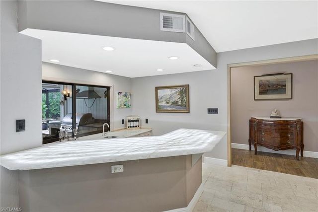 730 BAY TREE CT, Naples, FL 34108