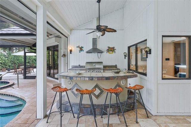 730 BAY TREE CT, Naples, FL 34108