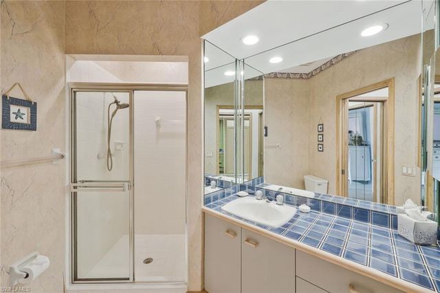 730 BAY TREE CT, Naples, FL 34108