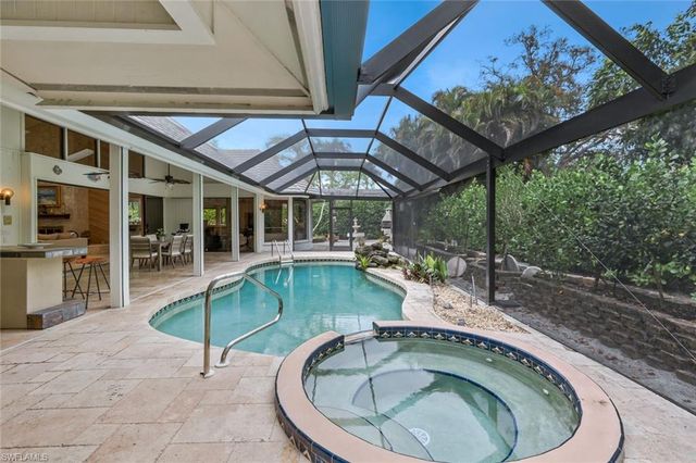 730 BAY TREE CT, Naples, FL 34108