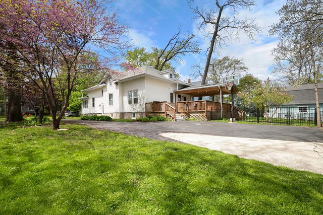 155 S Slusser Street, Grayslake, IL 60030