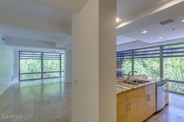 7131 E RANCHO VISTA Drive 3001, Scottsdale, AZ 85251