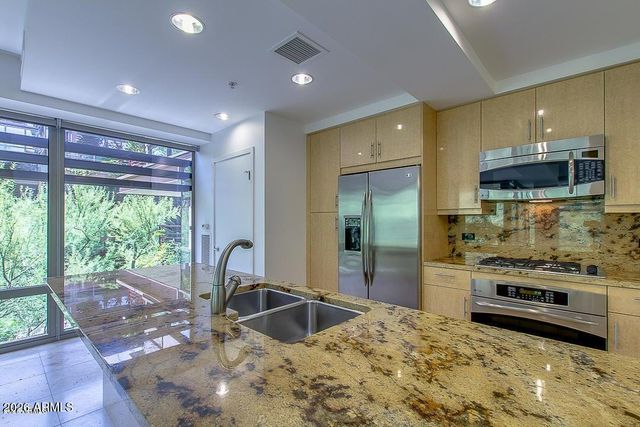 7131 E RANCHO VISTA Drive 3001, Scottsdale, AZ 85251