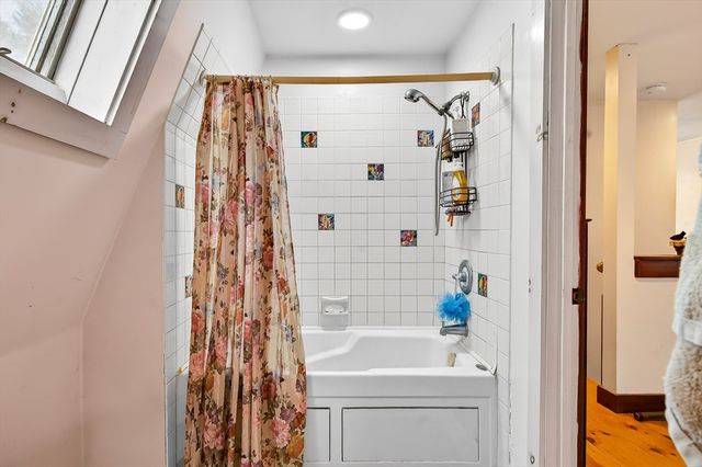 97 Wickaboag Valley Rd, West Brookfield, MA 01585