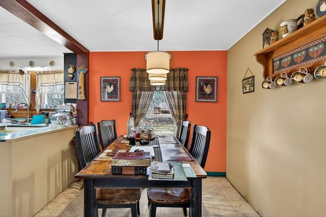 97 Wickaboag Valley Rd, West Brookfield, MA 01585