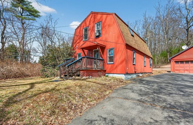 97 Wickaboag Valley Rd, West Brookfield, MA 01585