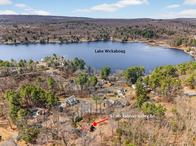 97 Wickaboag Valley Rd, West Brookfield, MA 01585