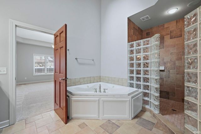 4321 Bandera Cove, Fort Wayne, IN 46845