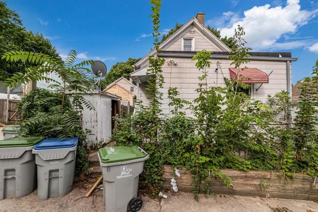736 S 36th STREET, Milwaukee, WI 53215