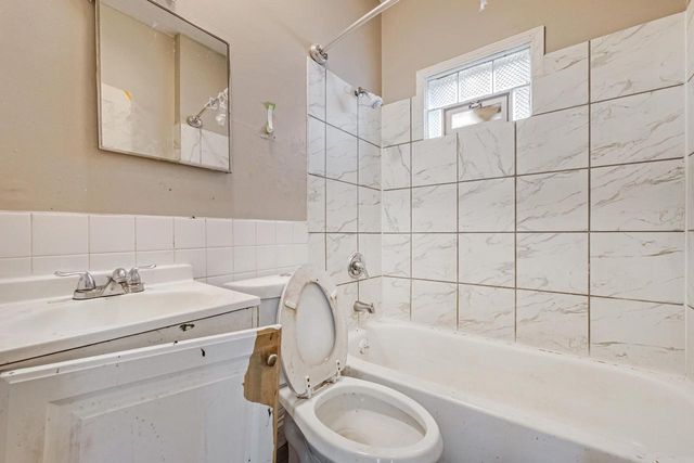 736 S 36th STREET, Milwaukee, WI 53215