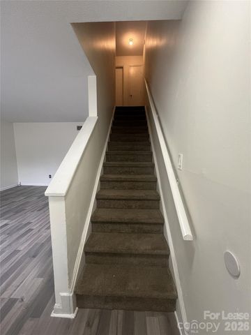 1911 Smoke Ridge Court 5, Charlotte, NC 28210