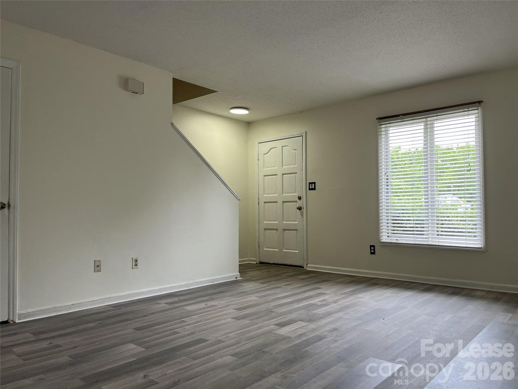 1911 Smoke Ridge Court 5, Charlotte, NC 28210
