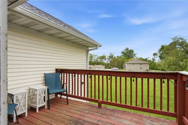 74 Miller Avenue SW 8, Cedar Rapids, IA 52404