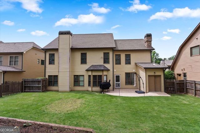 265 Lily Cove Drive, Loganville, GA 30052