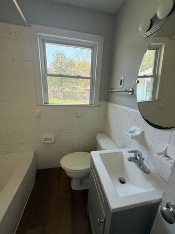 1630 Larry Street, North Charleston, SC 29406