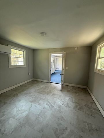 1630 Larry Street, North Charleston, SC 29406