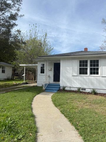 1630 Larry Street, North Charleston, SC 29406