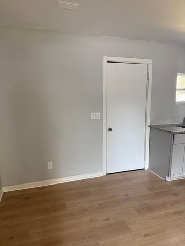 1630 Larry Street, North Charleston, SC 29406