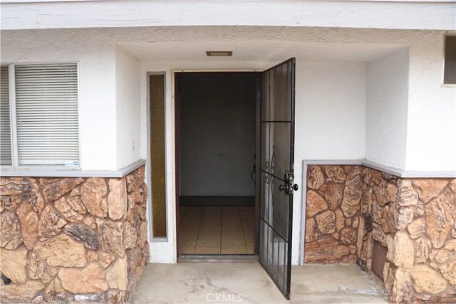 7864 Newhall Avenue, Hesperia, CA 92345