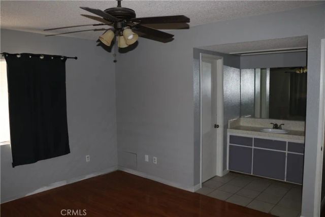 7864 Newhall Avenue, Hesperia, CA 92345