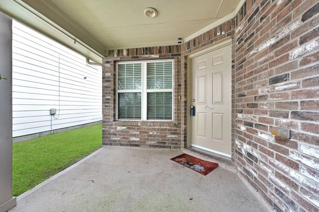 702 Heatherton Hill Lane, Houston, TX 77047