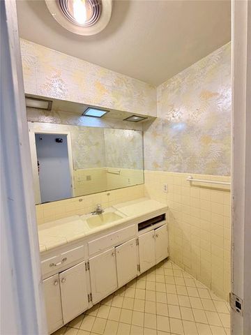 1029 W Peebly Drive, Oklahoma City, OK 73110