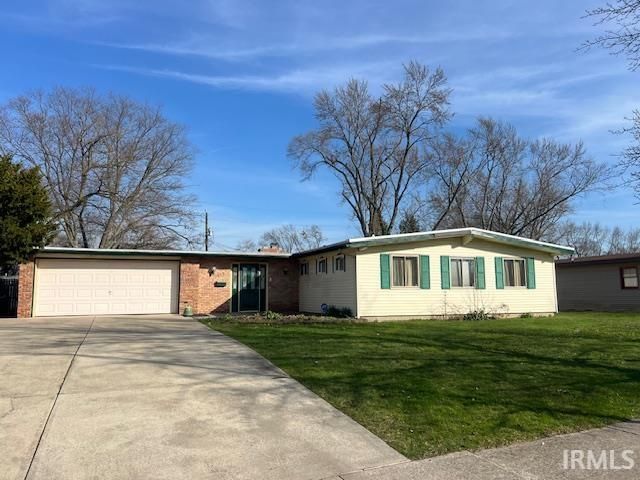 826 Whitehall Drive, South Bend, IN 46615