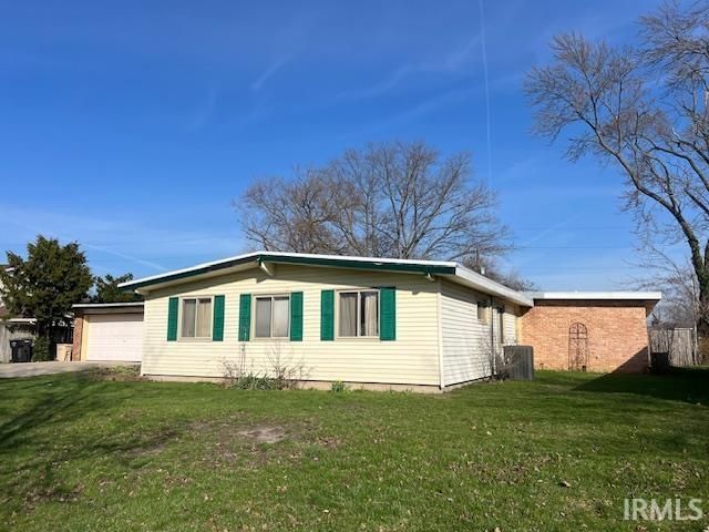 826 Whitehall Drive, South Bend, IN 46615