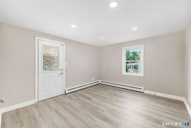 110 Greenwood Drive, Manchester, CT 06042