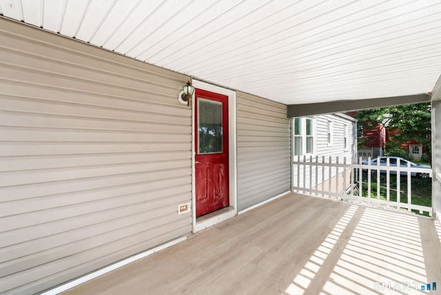 110 Greenwood Drive, Manchester, CT 06042
