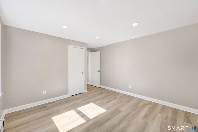 110 Greenwood Drive, Manchester, CT 06042