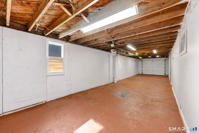 110 Greenwood Drive, Manchester, CT 06042