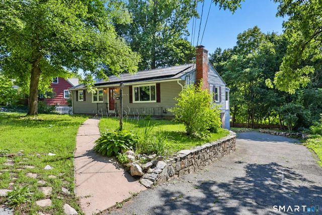 110 Greenwood Drive, Manchester, CT 06042